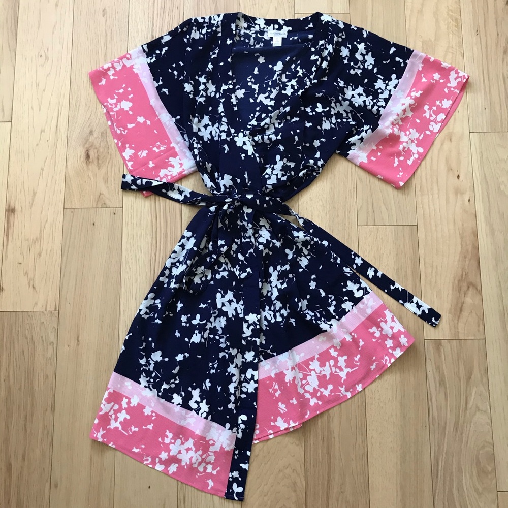 ❤️ HP! ❤️ Motherhood Maternity Kimono Dress
